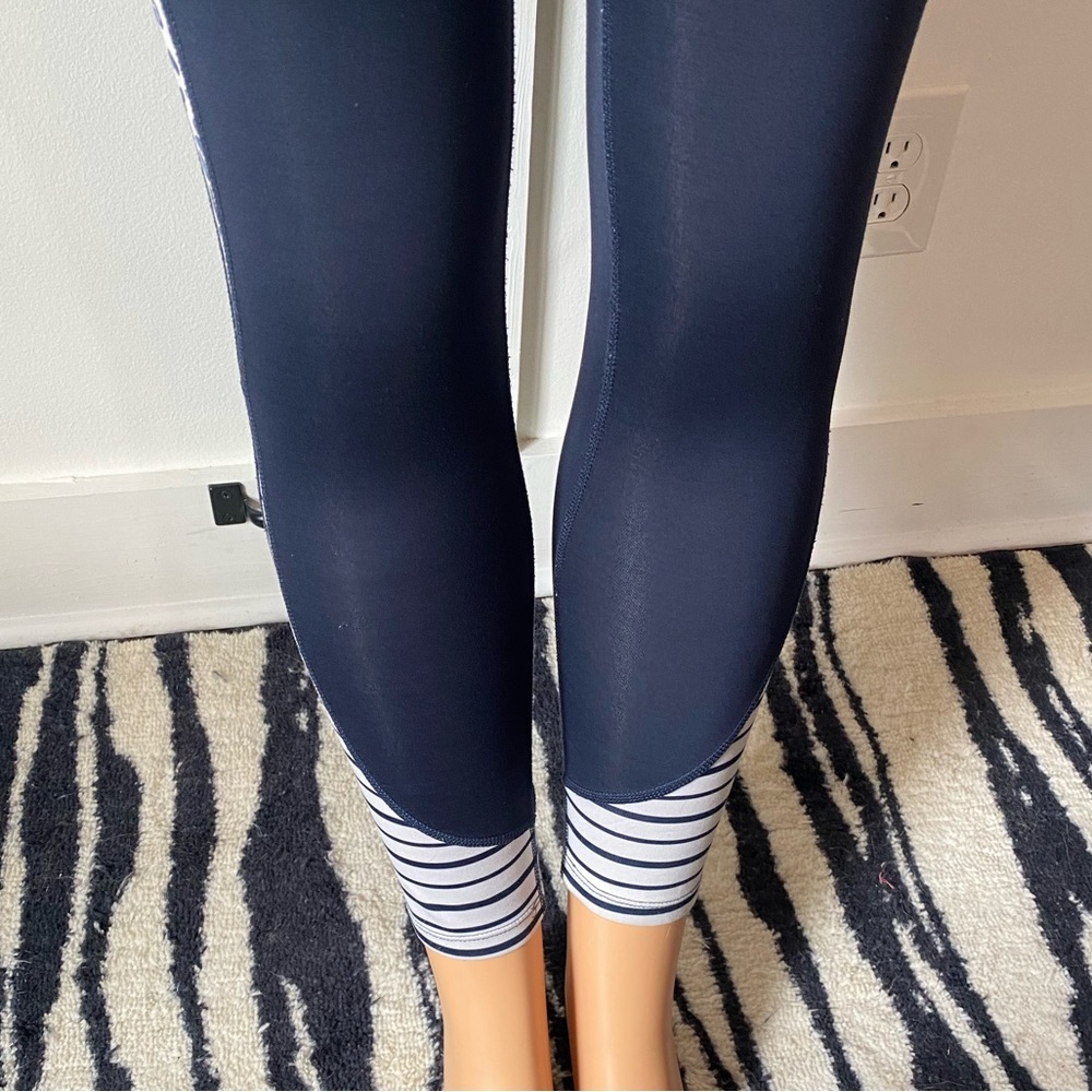 Apana Leggings - Picture 2 of 6